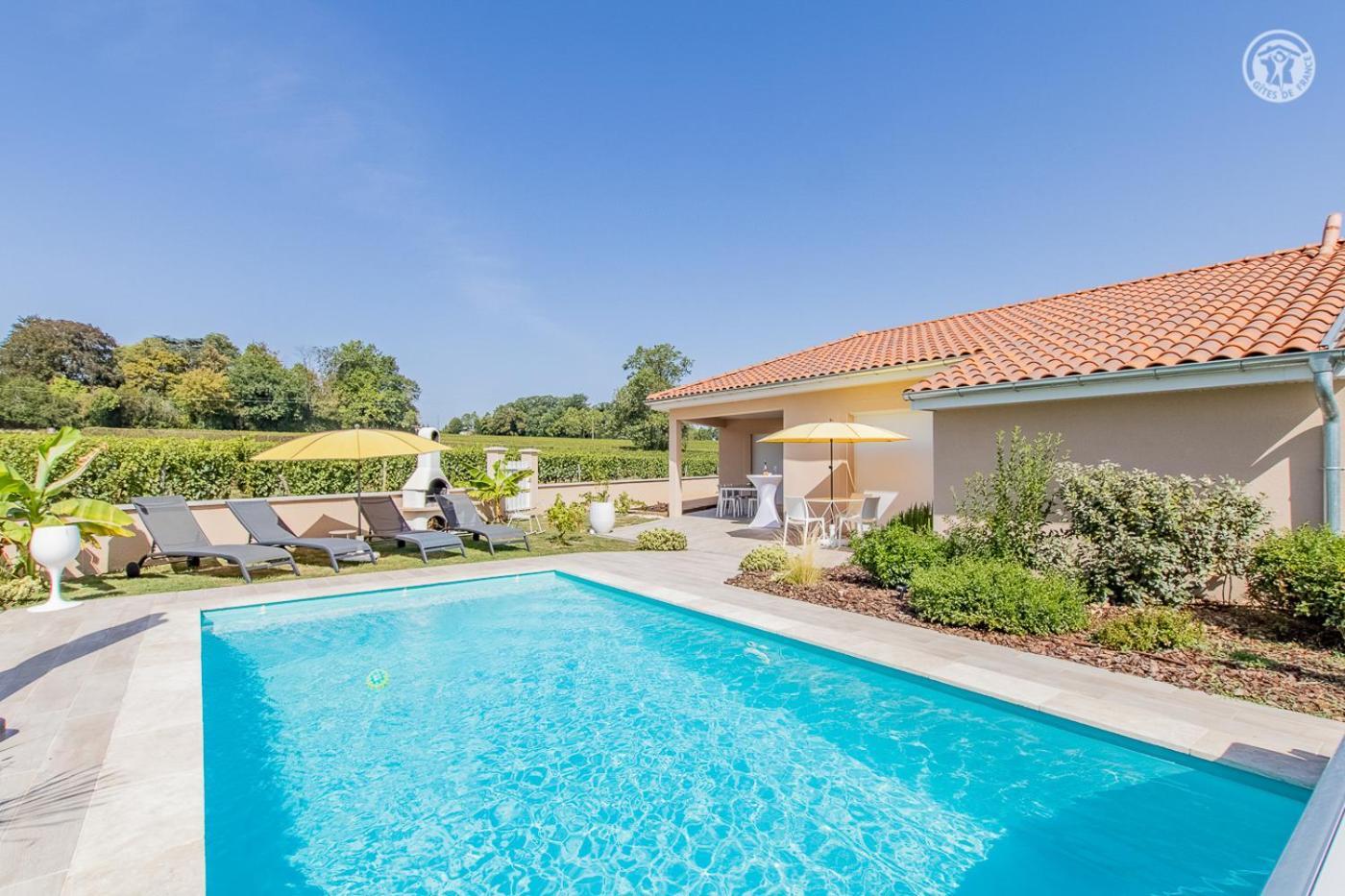 Le Maconnais Guest House Vinzelles المظهر الخارجي الصورة
